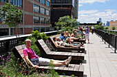 Tourists and New Yorkers Strolling Or Relaxing Along High Line Park, An Elevated Promenade on An Old Rail Line, Meatpacking District, Manhattan, New York City, New York State, United States