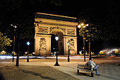 France, Paris, Arc de Triomphe at night