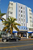'US, Florida, Miami Beach, Ocean drive, ''Park Central Hotel'', Art Deco facades'