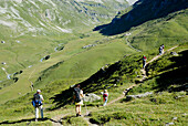 France, Alps, Savoie, Parc national de la Vanoise, hikers