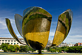 Argentina, Buenos Aires, Recoleta district, Floralis Generica sculpture
