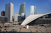 France, Paris, La Défense new business district, modern architecture