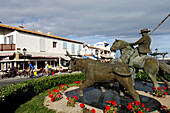 Bronze sculpture of a bull fighter in Saintes Maries de la Mer, La Camargue, Provence, France