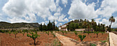 Landgut La Raixa unter Wolkenhimmel, Mallorca, Balearen, Spanien, Europa