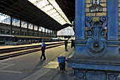 Aussenansicht des Westbahnhofs, Budapest, Ungarn, Europa