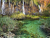 Wasserfall im Nationalpark Plitvicer Seen, Kroatien, Europa