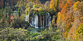 Wasserfall im Nationalpark Plitvicer Seen, Kroatien, Europa