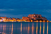 Zitadelle und Calvi am Abend, Calvi , Korsika, Frankreich