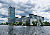 Spree, Excursion Boat, Molecule Man of Jonathan Borofsky, Allianz AG, Friedrichshain, Berlin, Germany