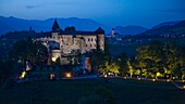 Blick auf Schloss Prösels am Abend, Völs am Schlern, Südtirol, Alto Adige, Italien, Europa