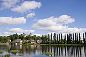 France, Brittany, Ille et Vilaine, Combourg, lac Tranquille and Chateaubriand castle