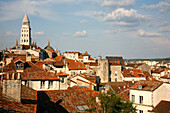 France, Aquitaine (Perigord), Dordogne, Perigueux, overview from Mataguerre tower