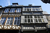France, Brittany, Cote d'Armor, Dinan (Rance valley), medieval city, L'Apport street, house from 16th century