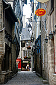 France, Brittany, Cote d'Armor, Dinan (Rance valley), medieval city, Cordonnerie street