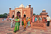 Indian tourists in sarees, Taj Mahal, UNESCO World Heritage Site, Agra, Uttar Pradesh, India