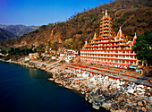 Hindu temple at Ganges river, Rishikesh, Uttarakhand, India