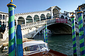 Morning light on the Rialto Bridge, Venice, Italy, Europe