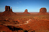 The most recognizable Navajo Sanstone formations in Monument Valley, the East and West Mitten and Merrick Butte, USA