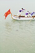 Italy, Venice, Laguna, Islands, rowing on the laguna.