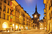 Beleuchteter Zähringerbrunnen und Zytglogge, Zeitglocke, Bern, UNESCO Weltkulturerbe Bern, Schweiz