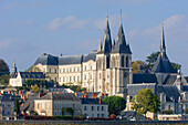 View of the town of Blois with Blois castle and St. Nicolas church, Blois, Loir-et-Cher, France, Europe