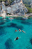 People bathing off Cala Felci beach, Island of Ponza, Pontine Islands, Lazio, Italy, Europe