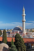 Blick vom Uhrturm auf die Süleyman Moschee und die Altstadt von Rhodos Stadt, Rhodos, Dodekanes, Griechenland, Europa