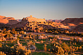 Morocco-South Morocco-Atlas Mountains-Ait Ben Haddou Kasbah (W.H.)