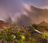 Nebelstimmung, Pedra Riga, Pico do Arieiro, Madeira, Portugal