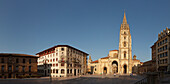 Palacio de Valdecarzana-Heredia, palace, 17th and 18th century, Catedral de San Salvador, cathedral, gothic, Oviedo, Camino Primitivo, Camino de Santiago, Way of Saint James, pilgrims way, province of Asturias, Principality of Asturias, Northern Spain, Sp