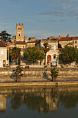 town view from the banks of Baise river, Cathedral Sainte-Pierre, cathedral, gothic, Condom, Condom-en-Armanac, Department Gers, Region Midi-Pyrenees, Via Podiensis, Camino de Santiago, St. James Way, France, Europe