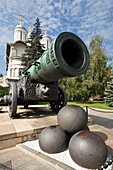Rusia, Moscow City ,Inside the Kremlin , The Tsar Cannon Ivan´s Cannon at Ivanovskaya Square.