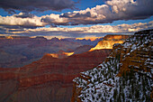 View from Javapai Point across the Grand Canyon, South Rim, Grand Canyon National Park, Arizona, USA, America