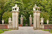 Portal am Vorwerk, Schloss Nordkirchen, Münsterland, Nordrhein- Westfalen, Deutschland, Europa
