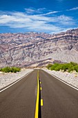 USA, California, Death Valley National Park, Scottys Castle Road