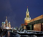 Saint Basil´s Cathedral at night, Red square, Moscow, Russia