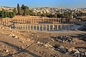 Oval Forum, ancient Gerasa 2nd-6th century, UNESCO World Heritage site, Jerash, Jordan