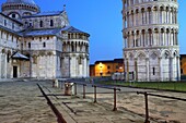 The leaning tower and the cathedral in Piazza dei Miracoli, Pisa, Italy