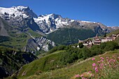 France, Hautes-Alpes (05), the Ecrins massif, Meije, village, hamlet of Hyeres, above the Grave