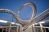 The walkable, large outdoor rollercoaster shaped sculpture Tiger & Turtle – Magic Mountain, landmark in Duisburg-Angerhausen, Duisburg, North Rhine-Westphalia, Germany, Europe