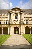 Quadrangle, St John´s College, Oxford University, UK
