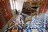 Harpsichord in the GalÃ©rie de la Reine ChÃ¢teau de Blois, Blois, France