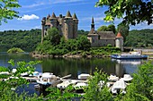 France, Cantal (15), Lanobre, Castle Val (XVth century), Historical monument, it is situéen edge of the artificial lake of Bort-les-Orgues