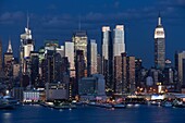 MIDTOWN SKYLINE HUDSON RIVER MANHATTAN NEW YORK CITY USA