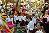 The biggest Nat ritual is held in Taungbyon, about twenty kilometers north of Wagung, in august, for six days including the full moon of Wagung  During a nat pwè, festival, during which nats are propitiated, nat-kadaws dance and embody the nat´s spirit in