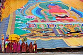China, Gansu, Amdo, Xiahe, Monastery of Labrang Labuleng Si, Losar New Year festival, Display of the giant Thangka