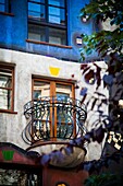 Building designed by Hundertwasser, Hundertwasserhaus, Vienna, Austria, Europe