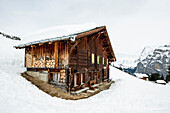 Alpine huts and mountain panorama at Gimmeln, Gimmeln, Muerren, canton of Bern, Switzerland