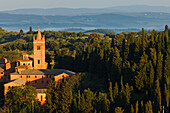 Monte Oliveto Maggiore, Benediktiner-Kloster bei Asciano, Val d'Orcia, UNESCO Weltkulturerbe, Provinz Siena, Toskana, Italien, Europa