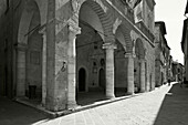 Loggia of the  town hall, Palazzo Comunale, Pienza, Val dOrcia, Orcia valley, UNESCO World Heritage Site, province of Siena, Tuscany, Italy, Europe